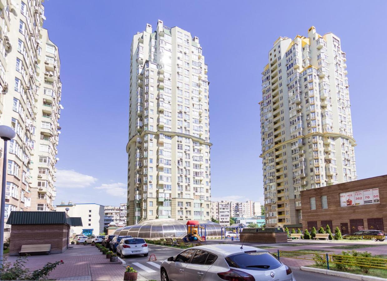 Navit Apartments With Breakfast, Near The Railway Station, The City Center, The Park Kyiv Exterior foto