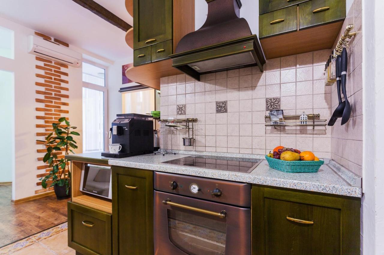 Navit Apartments With Breakfast, Near The Railway Station, The City Center, The Park Kyiv Exterior foto